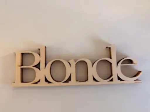 [KD26012FR] Kydra word « Blonde » in wood
